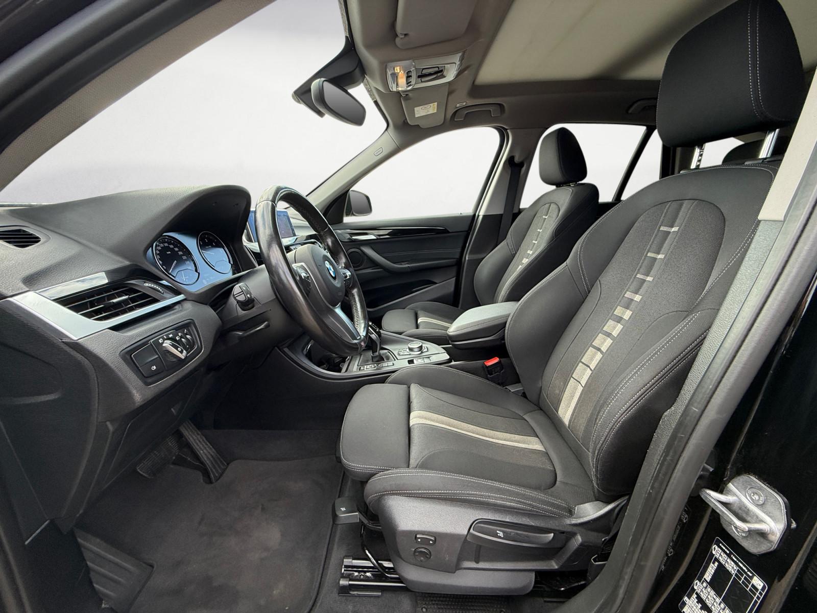 BMW X1 sDrive18d Advantage Aut. Panorama AHK Rückfah, миниатюра 10