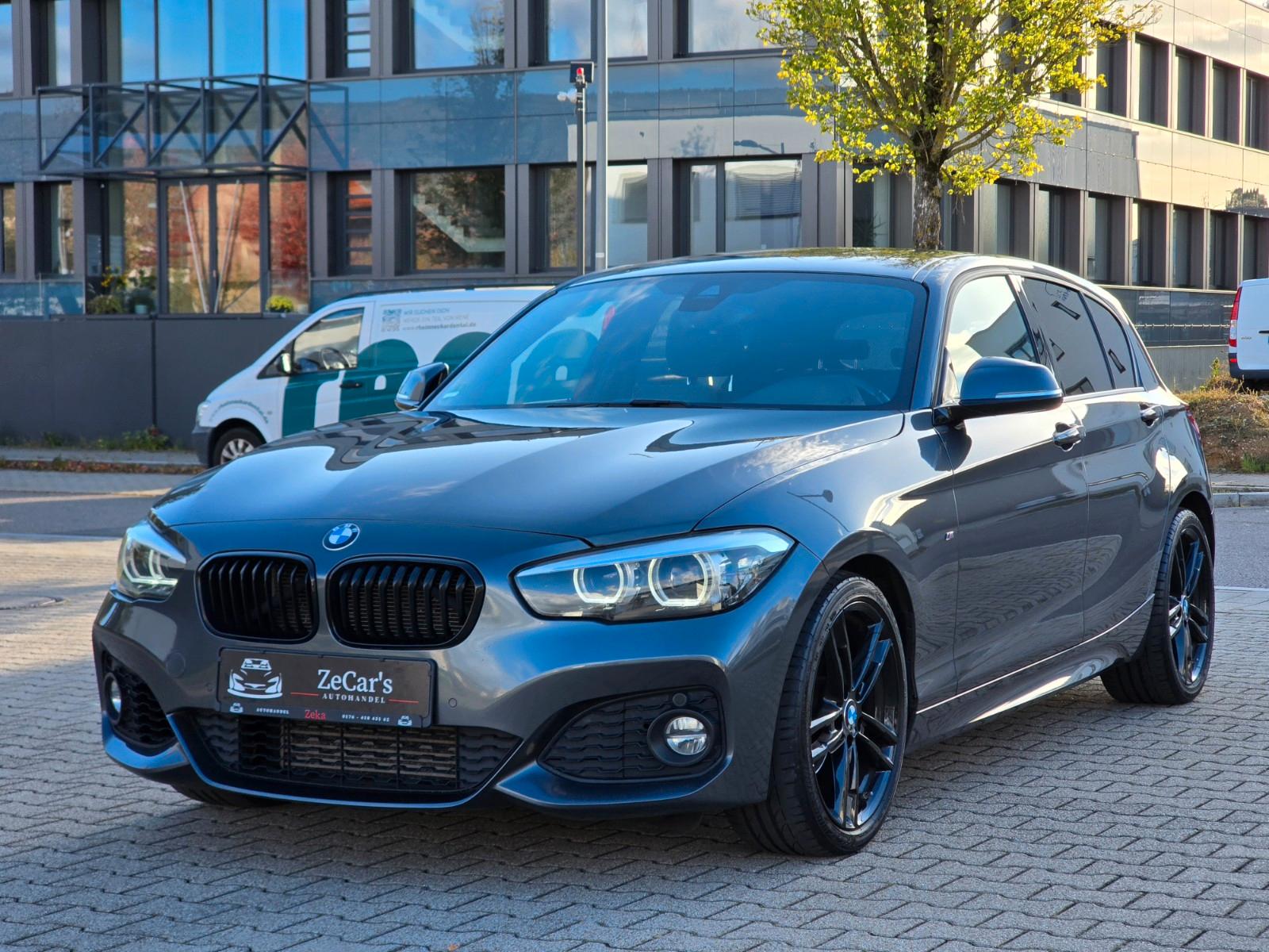 BMW 118