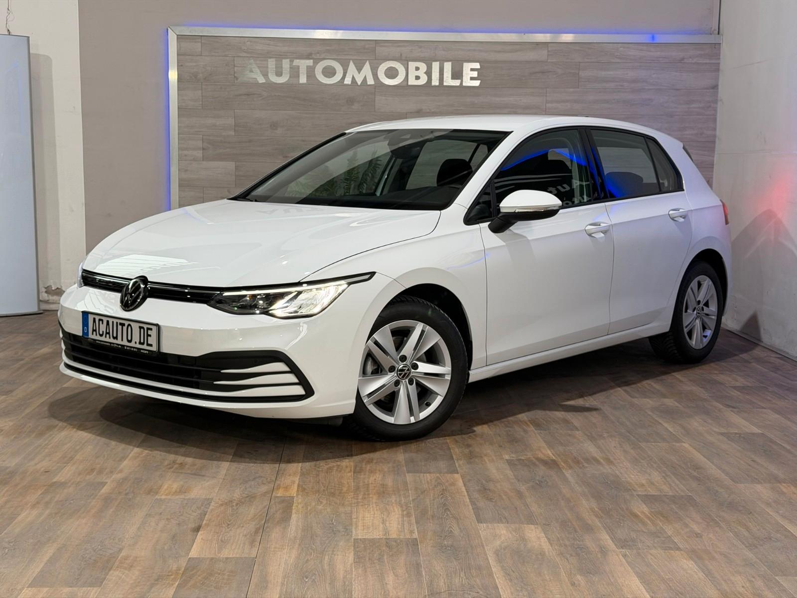 Volkswagen Golf VIII Lim. Life +ACC +NAVI +WeConnect