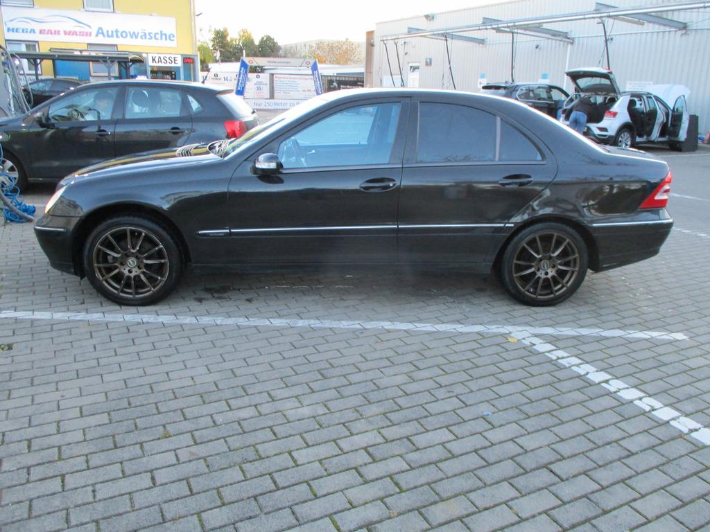 Mercedes-Benz C 180