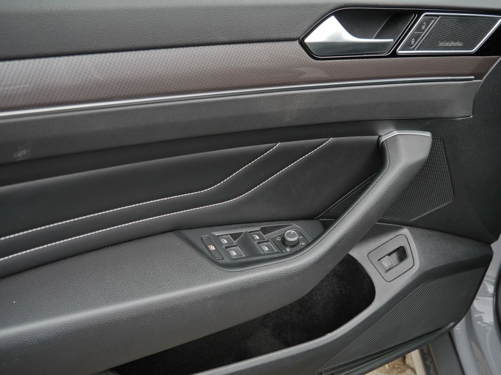 Volkswagen Passat Variant - Bild 21