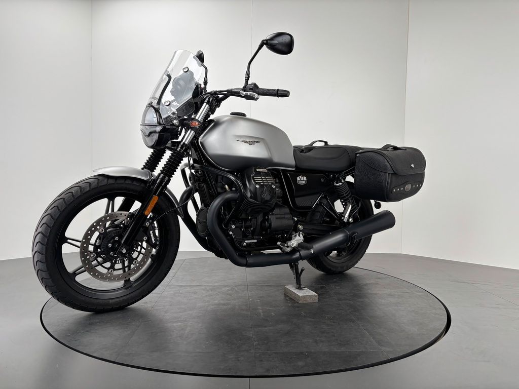Fahrzeugabbildung Moto Guzzi V7 IV STONE *LEDERTASCHEN *NEUWERTIG