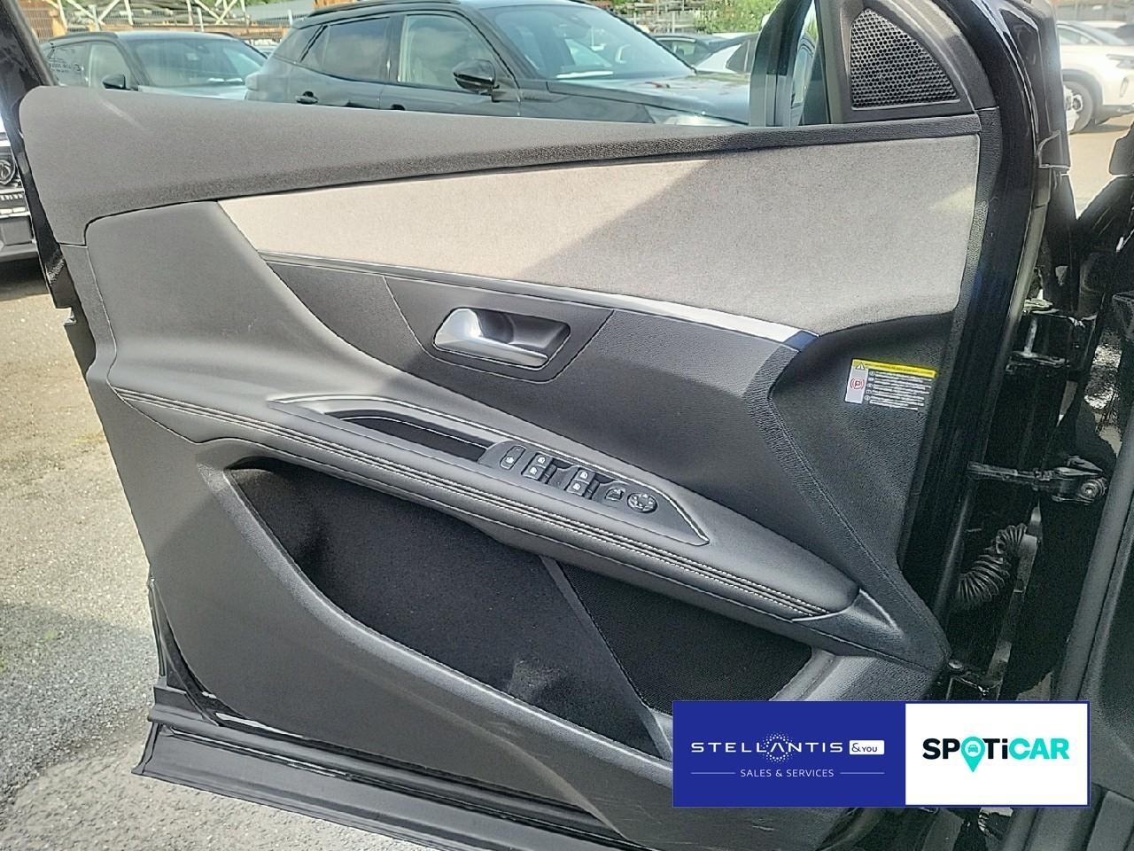 Peugeot 3008 1.2 PureTech 130 GT Pan*Nav*Kamera