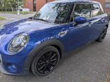 MINI Cooper One - sehr guter Zustand - 8Fach Bereift - blaue MINI ONE