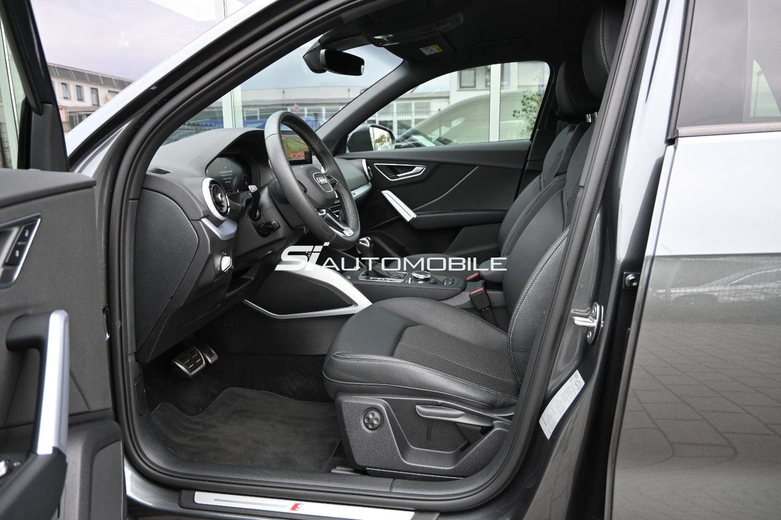 Fahrzeugabbildung Audi Q2 35 TFSI S tronic S line °ACC°AHK°KAMERA°NAVI+