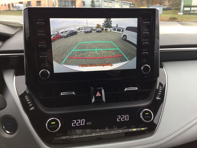 Corolla 2.0 Hybrid Team D "helle Innenausstattun