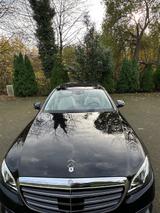 Mercedes-Benz E 220 d EXCLUSIVE Autom. EXCLUSIVE - Mercedes-Benz E 220 Gebrauchtwagen in Dortmund