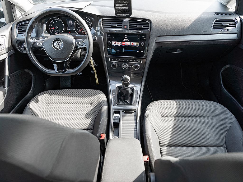 Fahrzeugabbildung Volkswagen Golf VII Variant 1.0 TSI Comfortline BMT CLIMATR