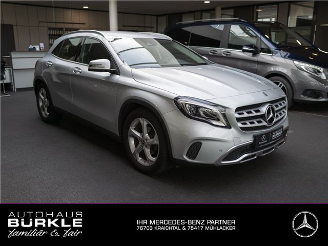 Mercedes-Benz GLA 180 Urban,AHK,LED,Navi,Parkassist.,Klimaaut.