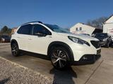 Peugeot 2008 Allure GT-Line-Paket Sport Lenkrad - Peugeot 2008 in Hannover