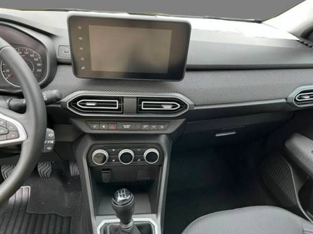 Fahrzeugabbildung Dacia Sandero Expression TCe 90
