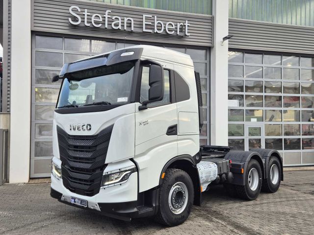 Iveco X-Way AS440X57TZ/P ON+ 6x4 Intarder Bett