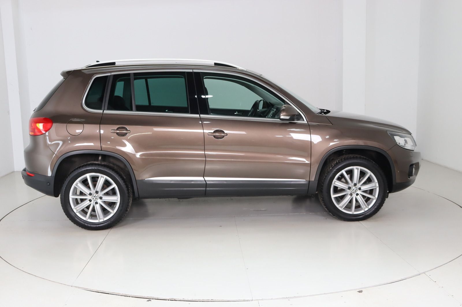 Fahrzeugabbildung Volkswagen Tiguan * Pano * Navi * Xenon * Parkassistent Tra