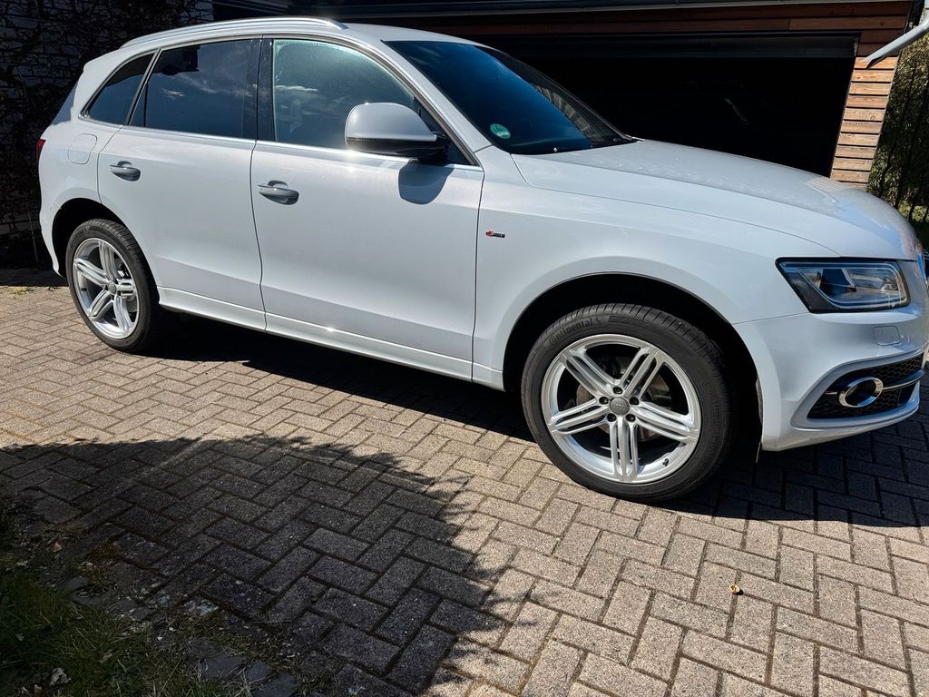 Image of Audi Q5