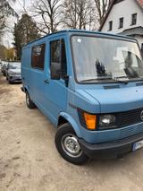 Mercedes-Benz 270 - Mercedes-Benz 270 mit Diesel-Antrieb