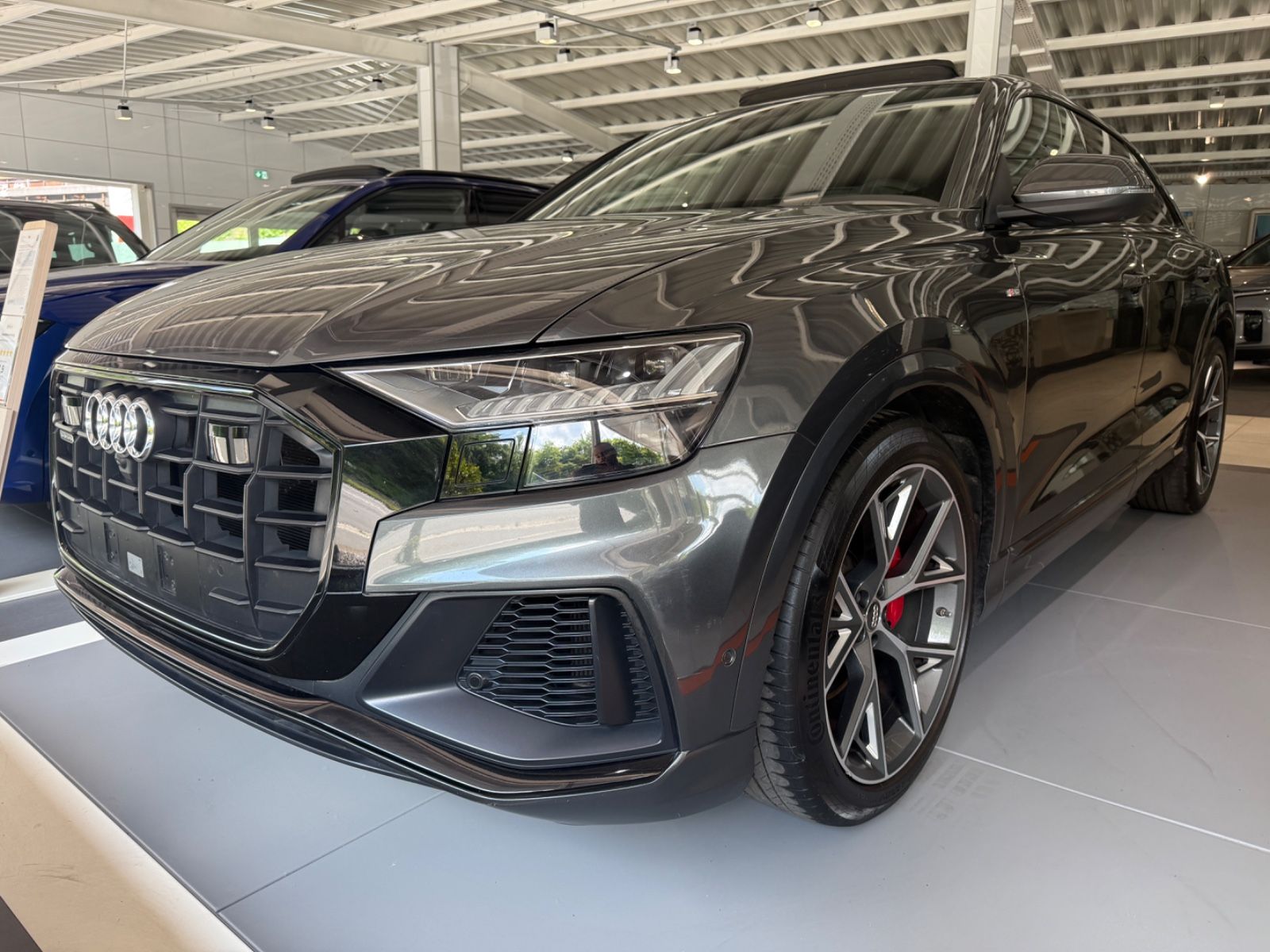AUDI Q8 50 TDI Q/PANO/STDHZG/SFTCLS/ALLRADLENK/RAUTE