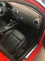 Audi RS3 2.5 TFSI S tronic quattro Sportback - - rote Audi RS3