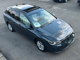 Volkswagen Golf VIII Variant 2.0 TDI AHK PANO KAMERA ACC