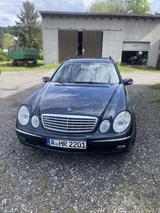 Mercedes-Benz E 350 T ELEGANCE Elegance - Mercedes-Benz E 350 in Augsburg