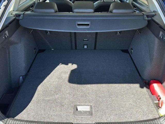 GOLF VIII VARIANT 1.5 eTSI DSG