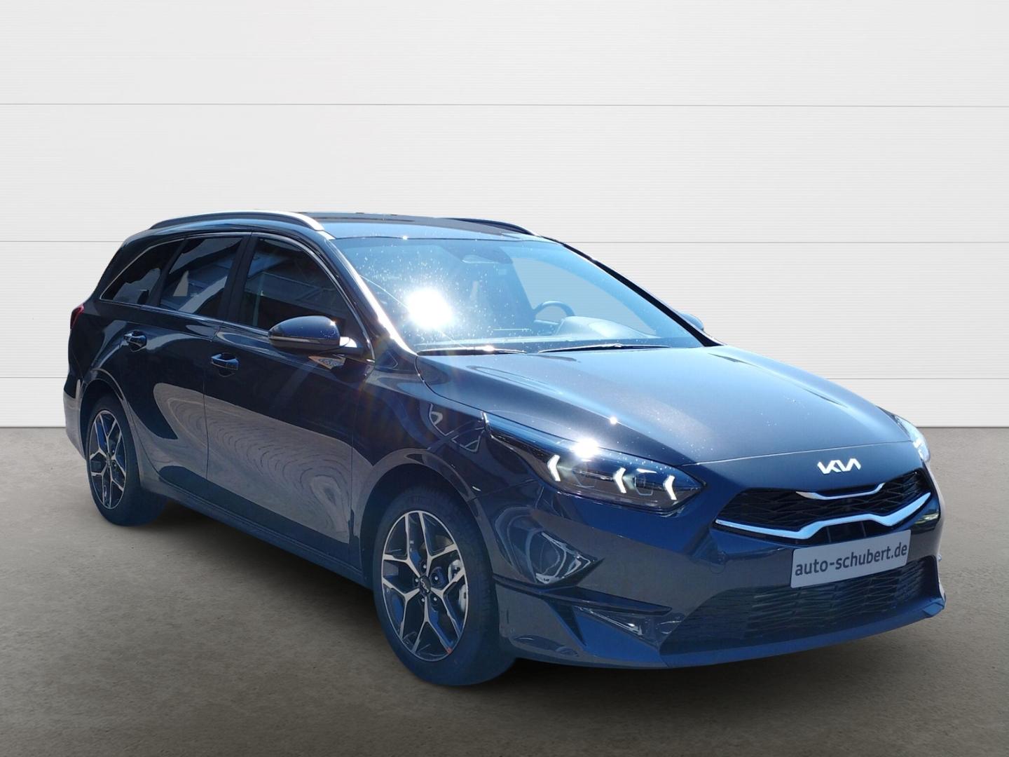 Kia Ceed_sw Sportswagon 1.5T DCT140PS ULTIMATE EDITI