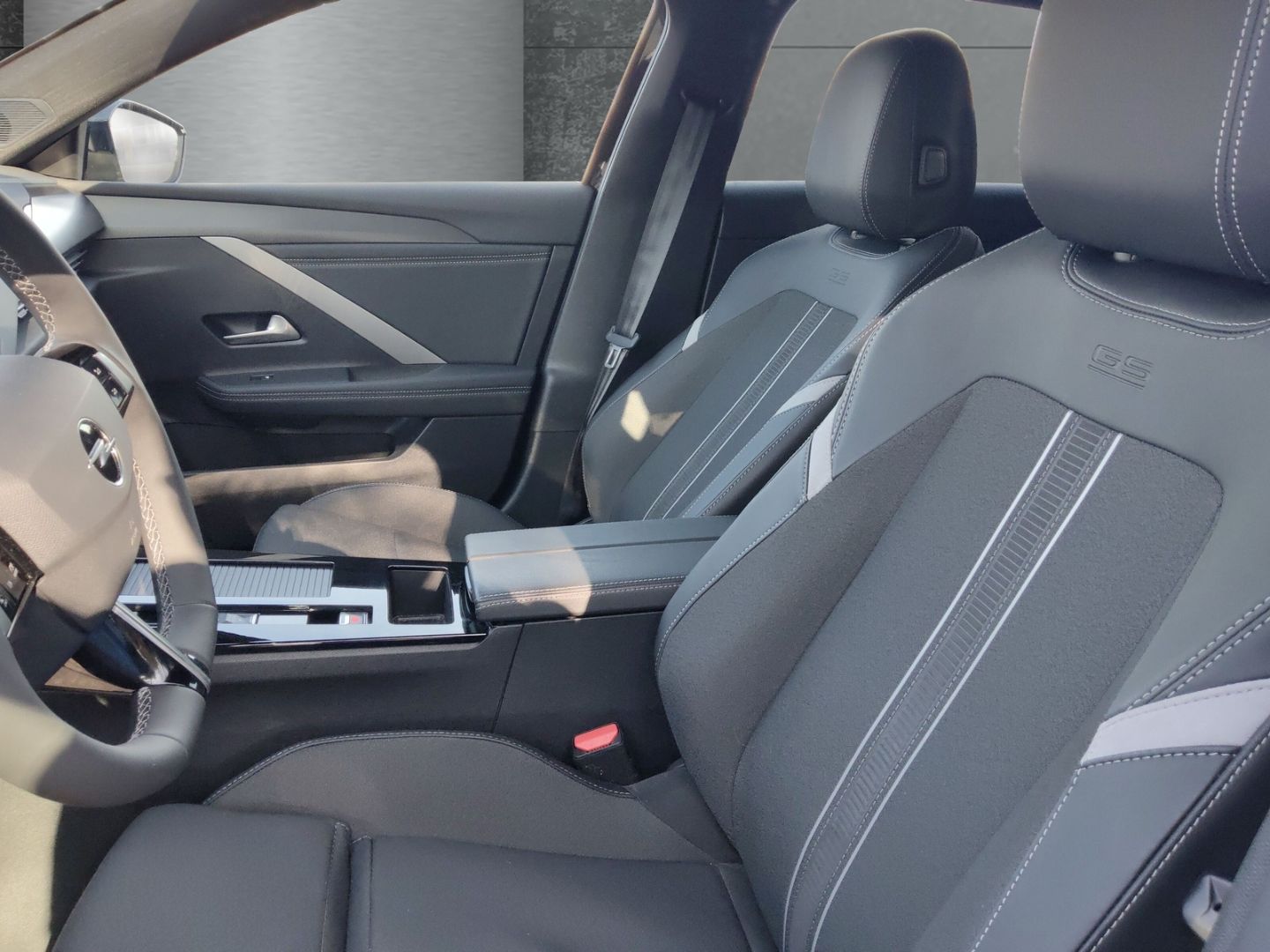 Opel Astra Electric - Bild 8