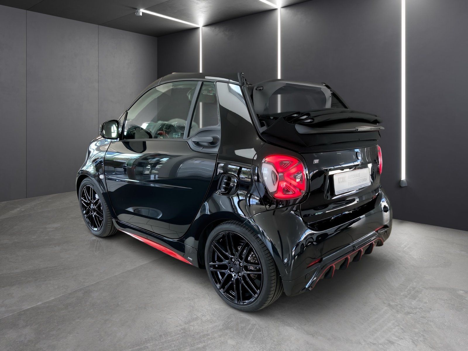 Fahrzeugabbildung Smart EQ fortwo BRABUS R92 Cabrio Leder Kamera