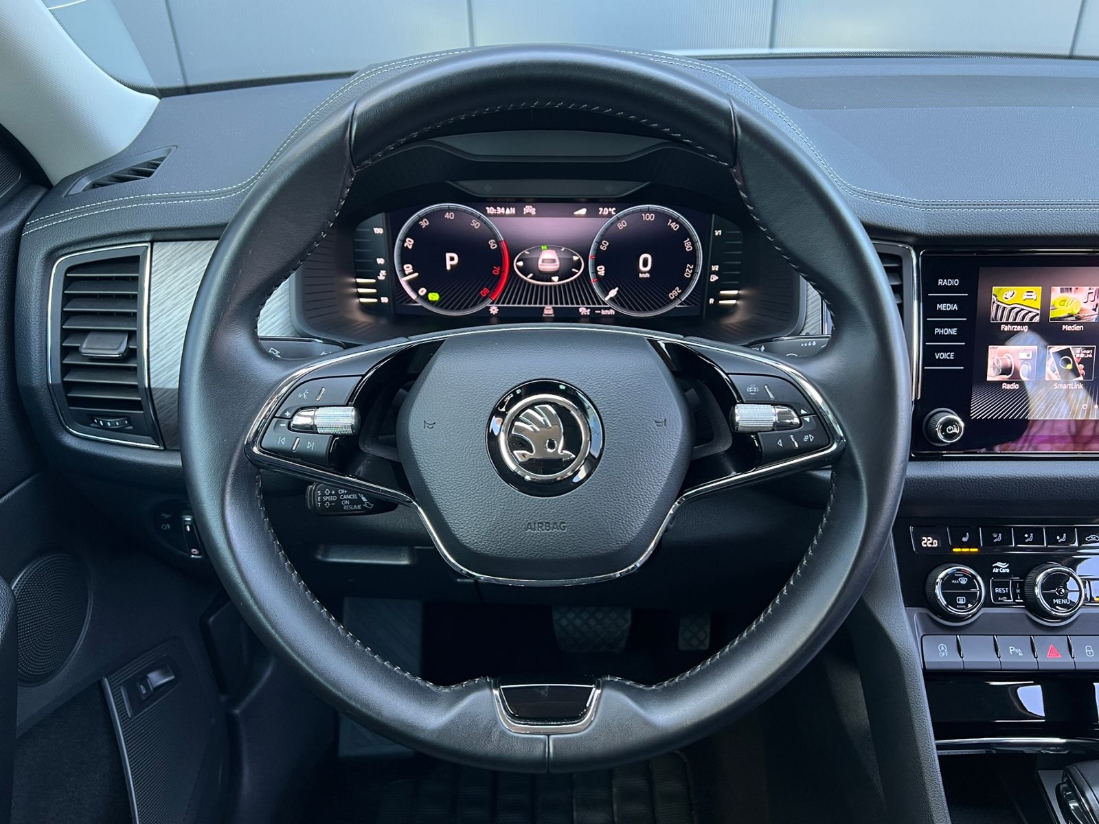 Fahrzeugabbildung SKODA Kodiaq Style 1.5 TSI DSG FL *AHK, LED, ACC, 19"-