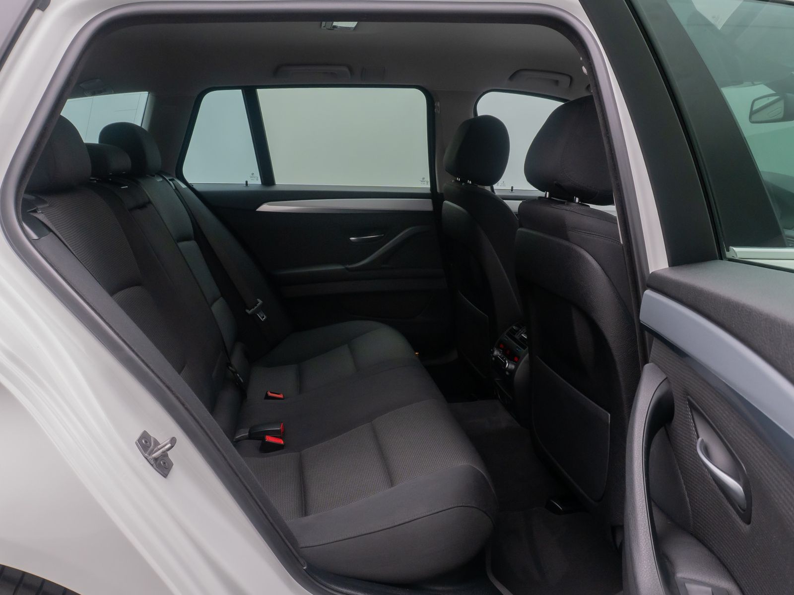 Fahrzeugabbildung BMW 525d xD H/K AHK 4xKlima GeschwindigReg PDC