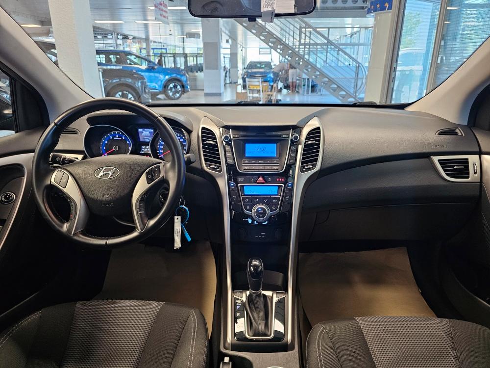 Hyundai i30 1.Hand,PDC,Klimaautomatik,Winterräder