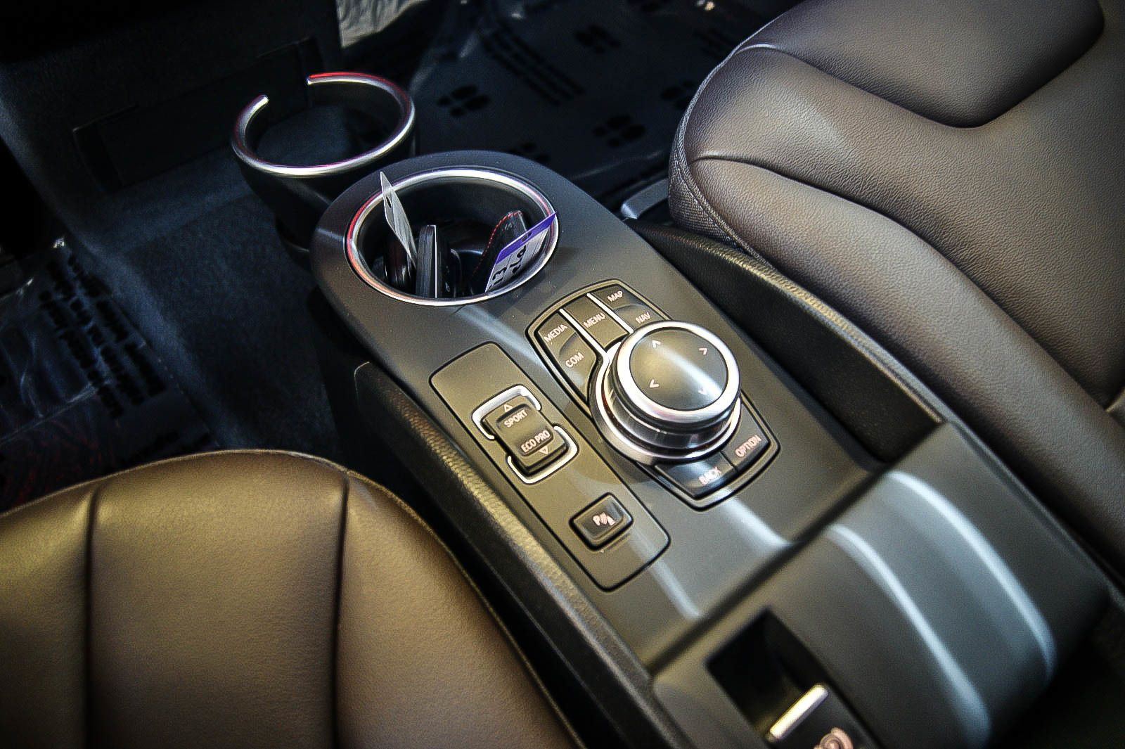 Fahrzeugabbildung BMW i3 s Edition Unique Forever HARMAN-KARDON EGSHD