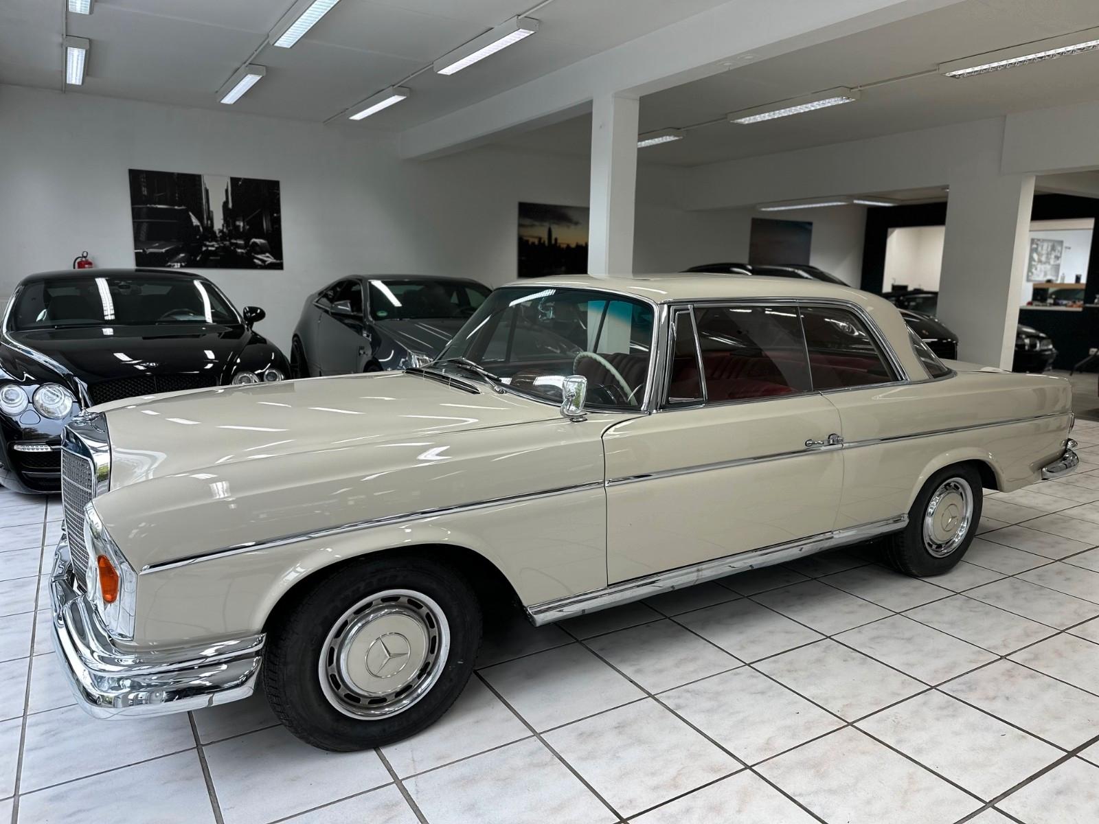 Mercedes-Benz 220 SEB