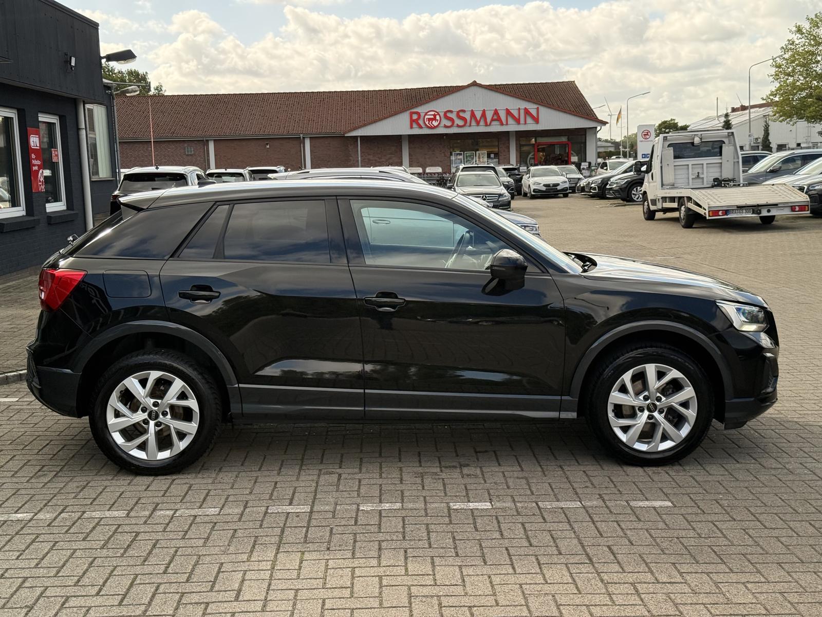 Audi Q2 35 TFSI Advanced,R-Kamera,Kessy,Navi,2-Zonen