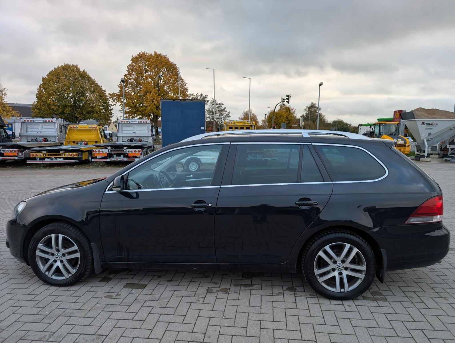 Volkswagen Golf 2011 — photo 6
