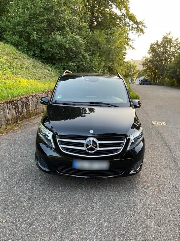 Mercedes-Benz V 250