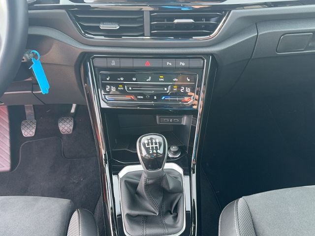 T-Roc 1.0 TSI BLACK STYLE REAR VIEW STANHZG LED