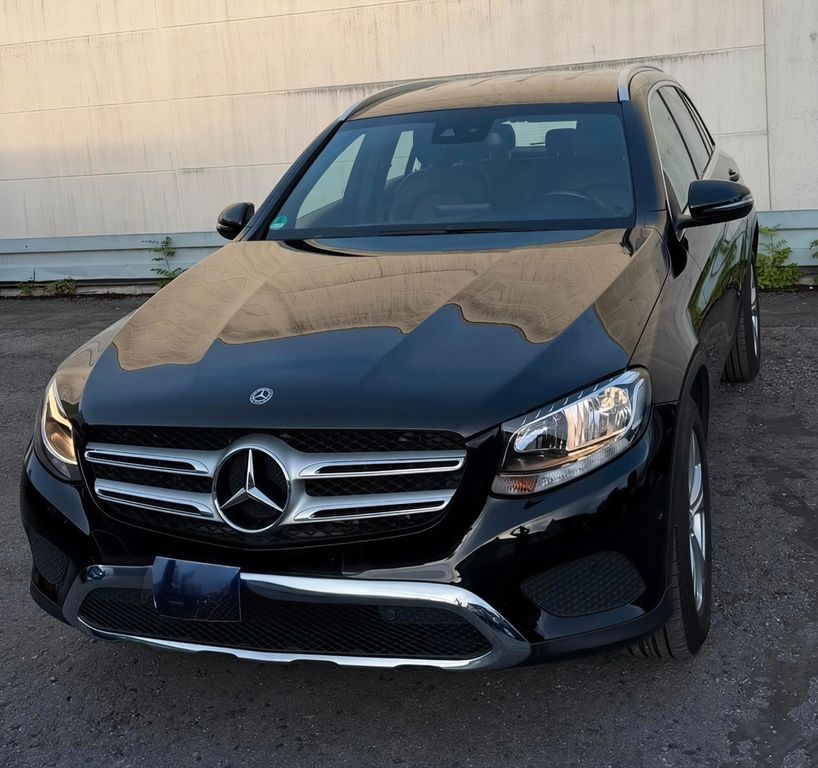 Image of Mercedes-Benz GLC 350