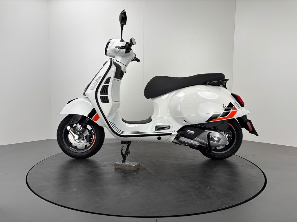 Fahrzeugabbildung Vespa GTS 125 SuperSport E5+ *NEUFAHRZEUG*