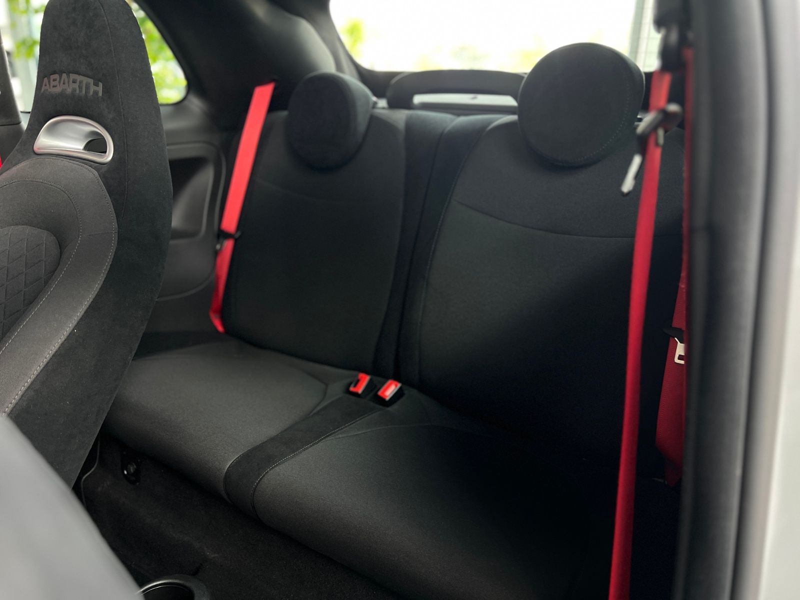Fahrzeugabbildung Abarth 595C Aut. CARPLAY KLIMA XENON ALU