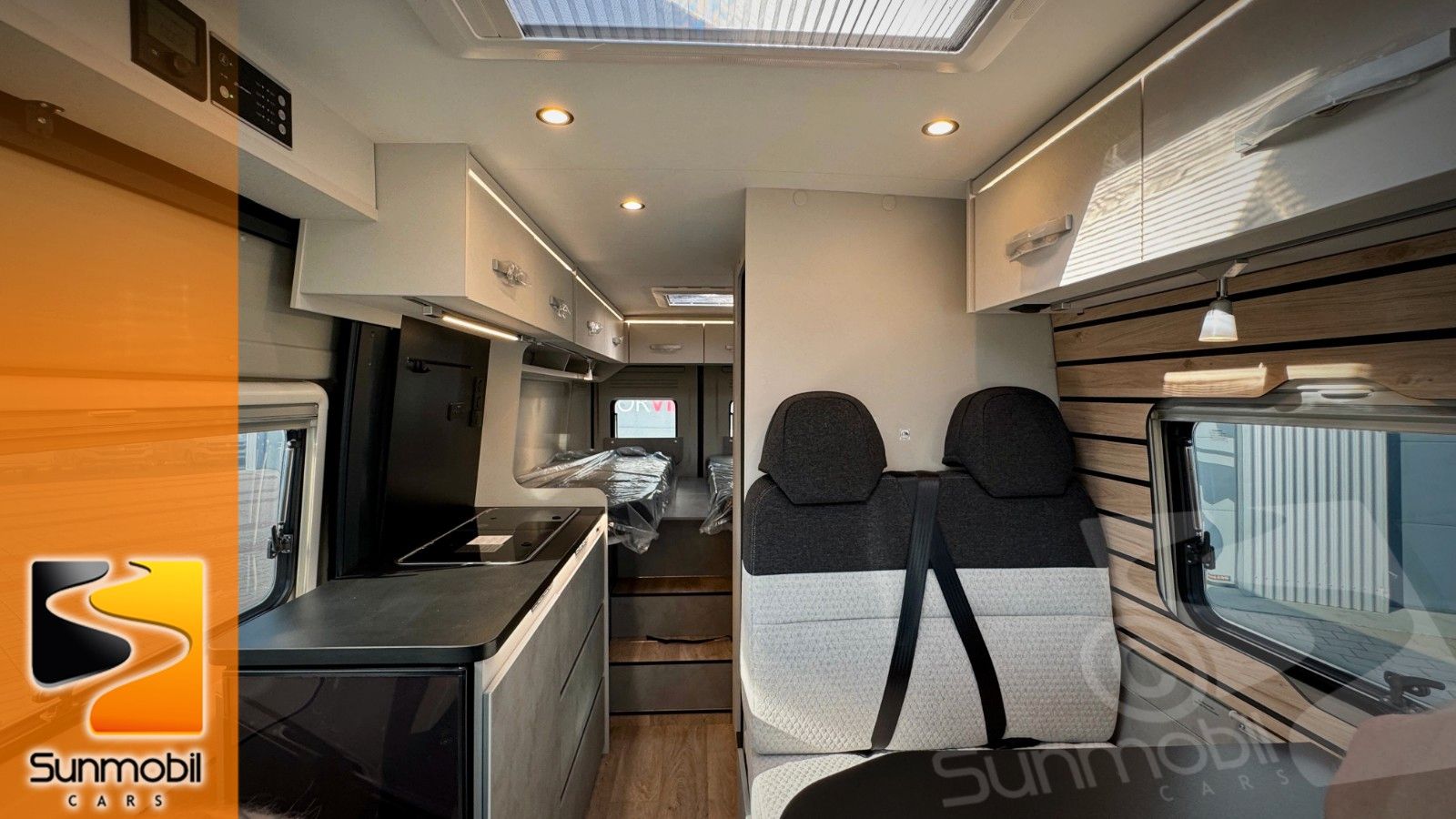 Fahrzeugabbildung Crosscamp Camper Van 640 Fiat Automatik Dieselheizung