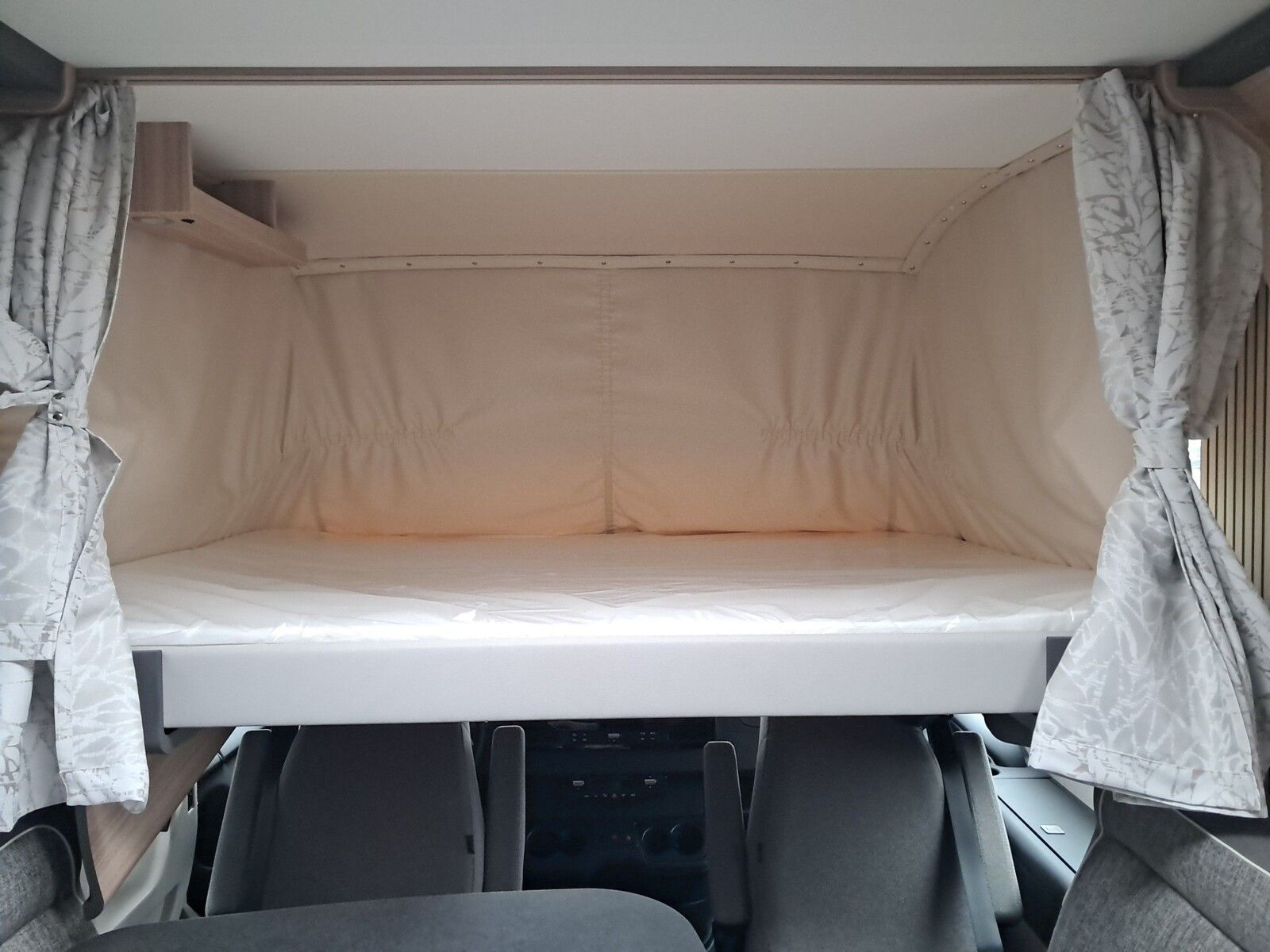 Fahrzeugabbildung Malibu I 470 RB LE K comfort Navigation, RFK, TV