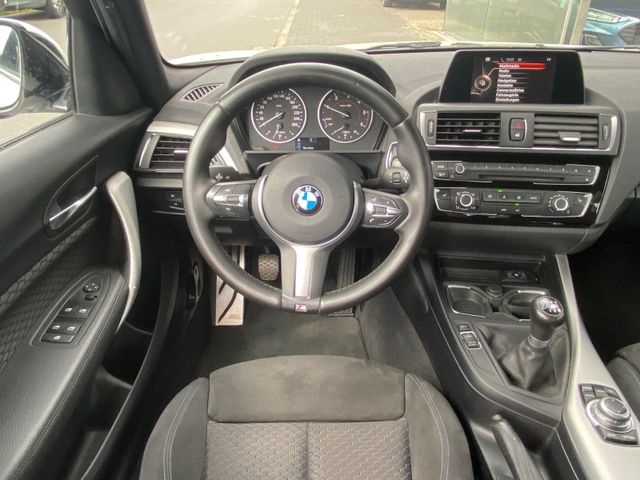 Fahrzeugabbildung BMW 116 1 Limousine 5-trg. 116 d M Sport, NAVI, LED