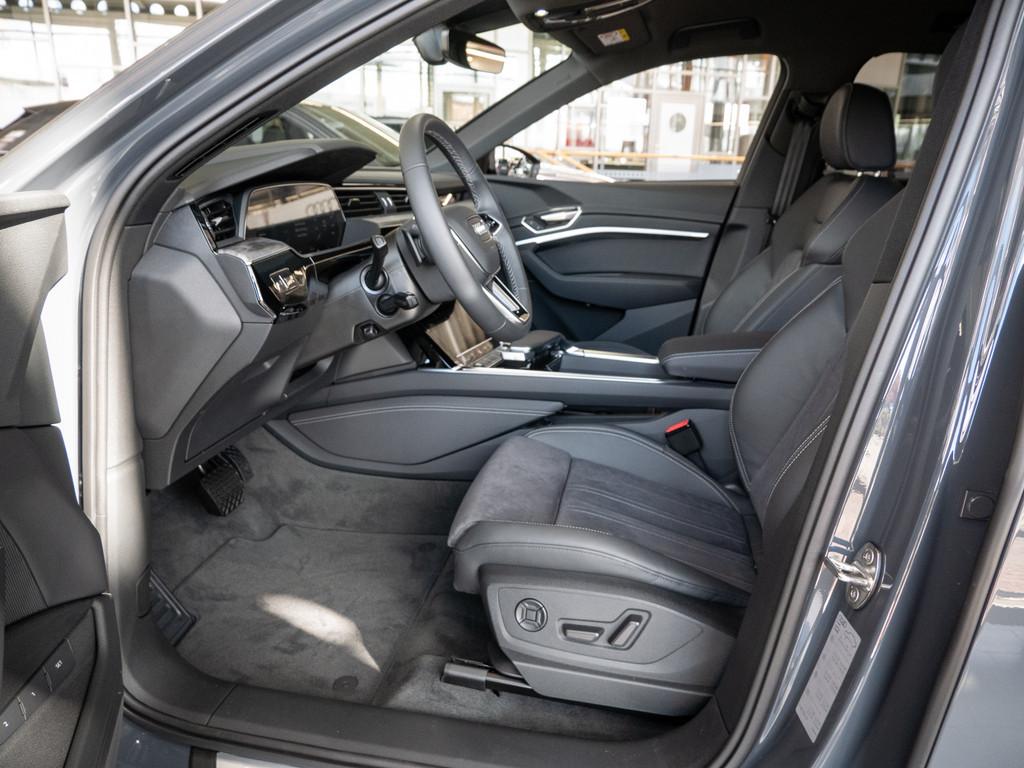Audi Q8 S line 50 e-tron quattro 1.226,- EUR MTL* ACC