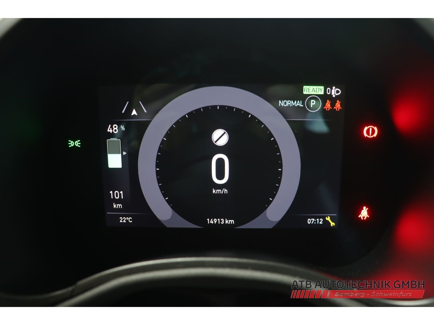 Fahrzeugabbildung Fiat 500e Cabrio 42kWh 95,7% SOH Apple CarPlay Klimaa