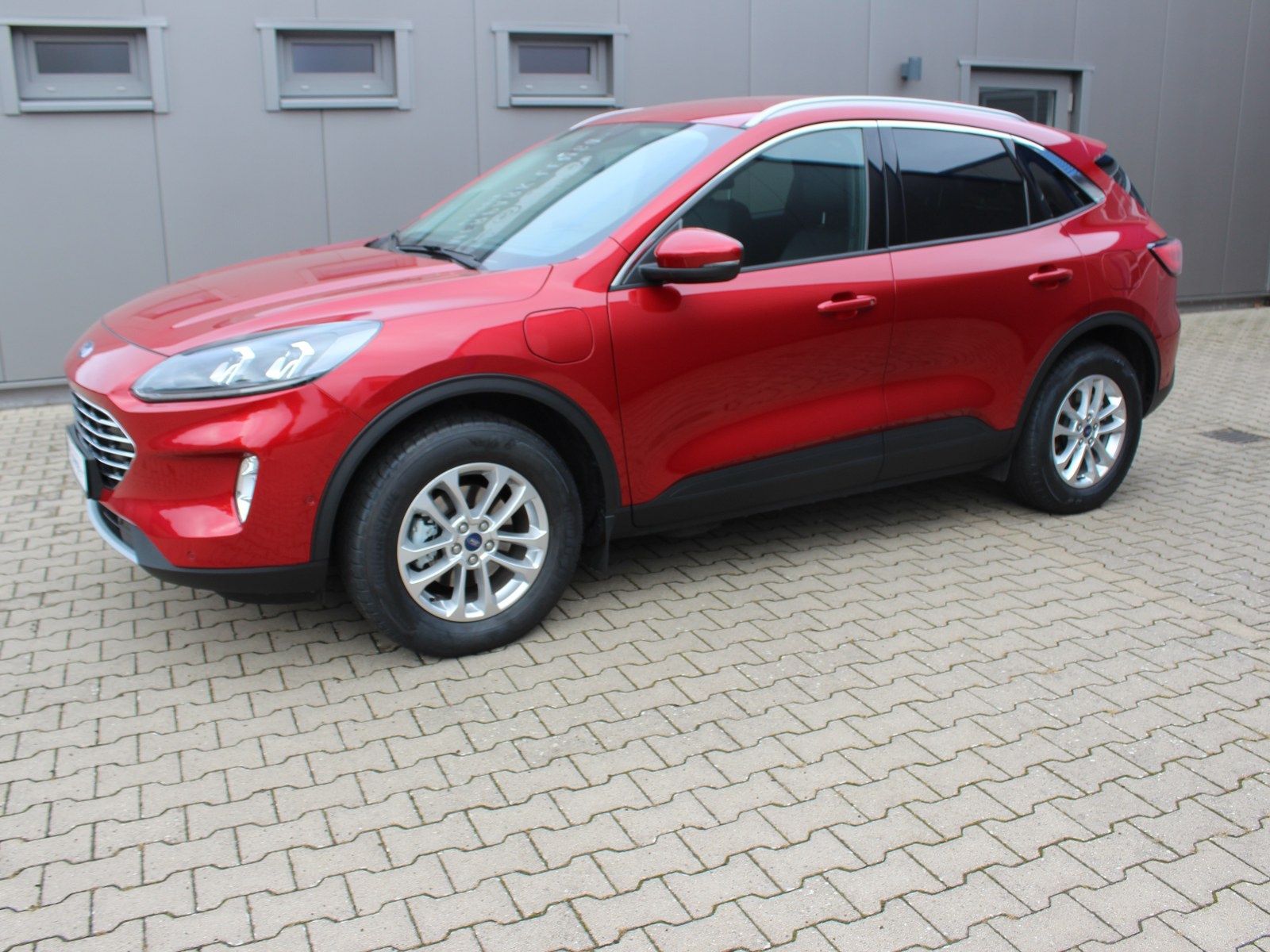 Fahrzeugabbildung Ford Kuga Plug-In Hybrid Titanium X 2,5 Duratec