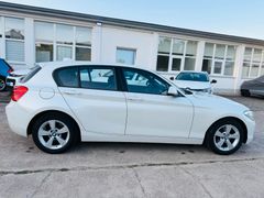 BMW 118i*Voll-S-Heft*LED*PDC*Leder*Automatik*Keyless