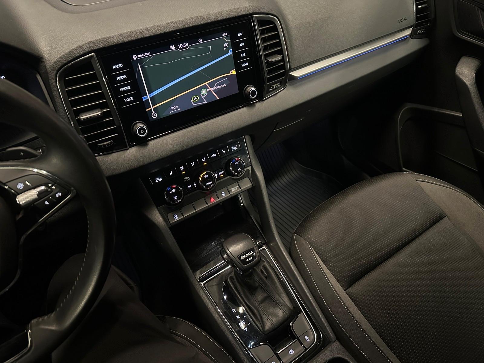 Skoda Karoq 2.0 TDI DSG Tour 4x4 *AHK*NAVI*CarPlay*SHZ, миниатюра 18