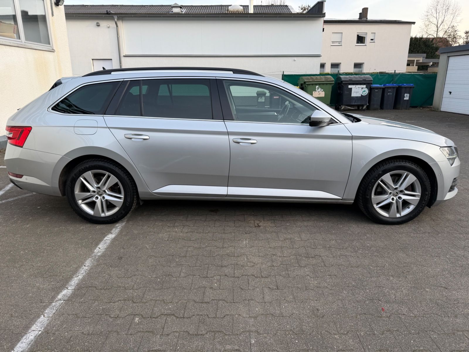 Skoda Superb Combi Ambition 4x4 VIRTUAL|ACC|AHK|R.KAM imagem 2