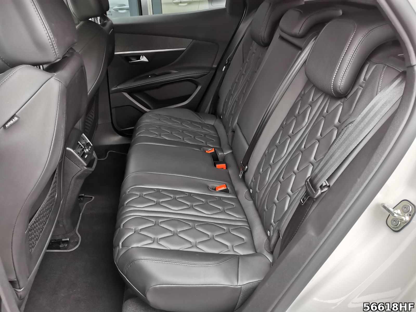 Fahrzeugabbildung Peugeot 3008 Allure Pack*Leder*PDC+Cam*LED*NAVI*
