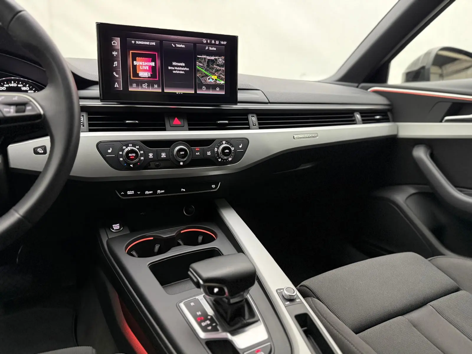 Audi A4 40 TDI quattro MatriX LED+ACC+AHK+HUD+SHZ, миниатюра 26